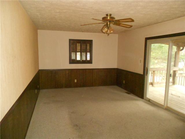 390 Shadow Road Greenwood, IN 46142 - Photo 3 of 8