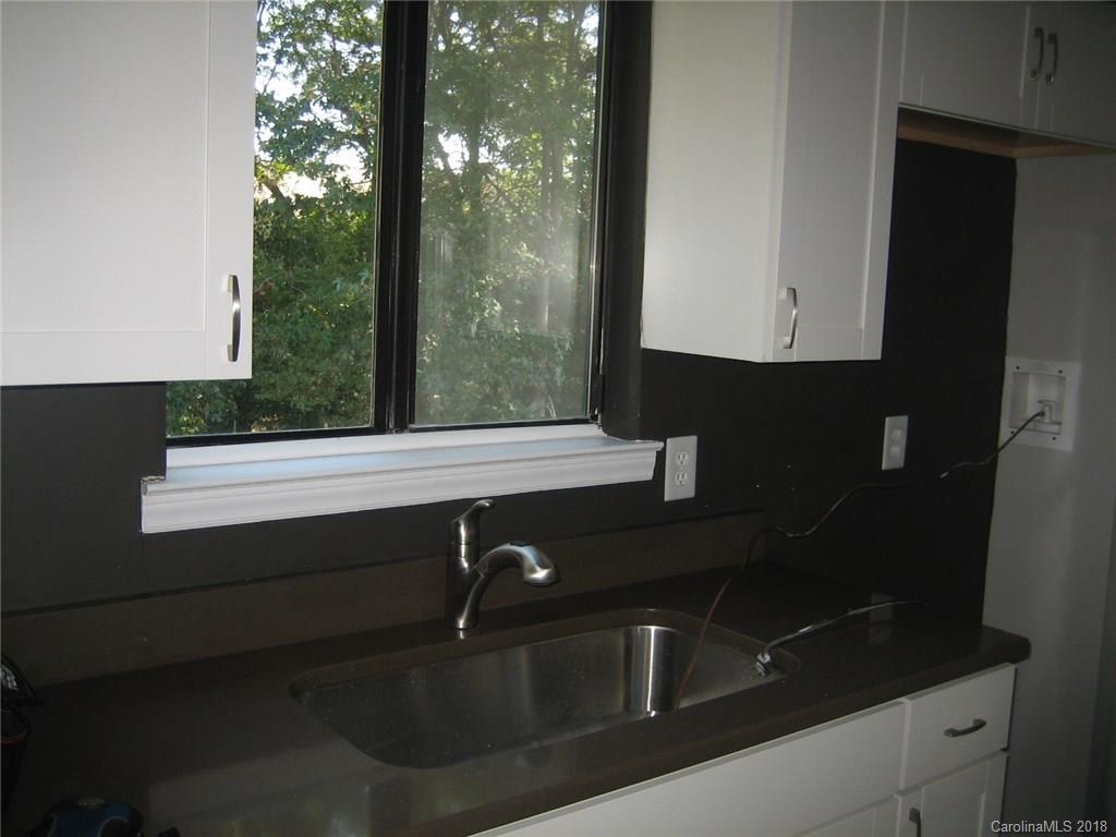 11046 Cedar View Road, Unit 8375 Charlotte, NC 28226 - Photo 5 of 12 Gallery Image 5