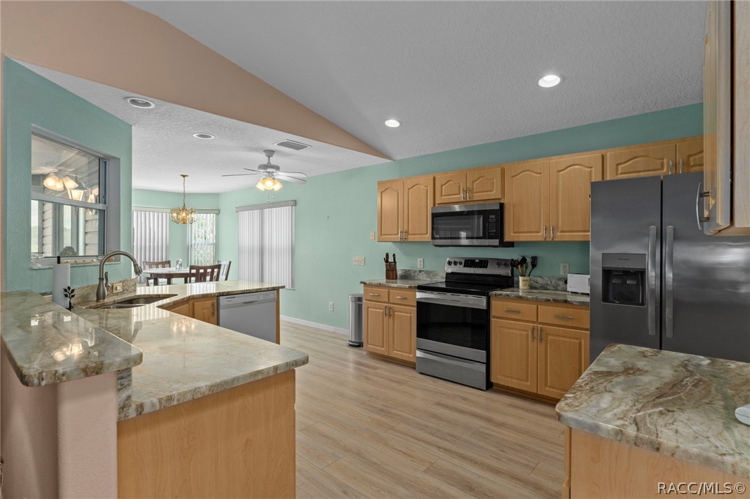 201 North Golf Harbor Path Inverness, FL 34450 - Photo 8 of 27