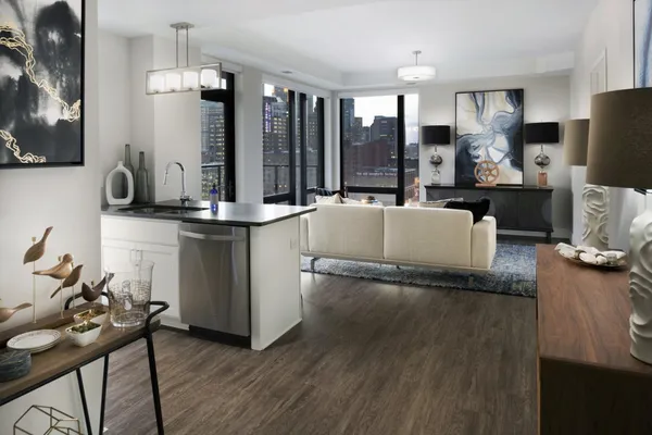$2,256 | 212 10th Avenue South, Unit 712, Minneapolis, MN 55415