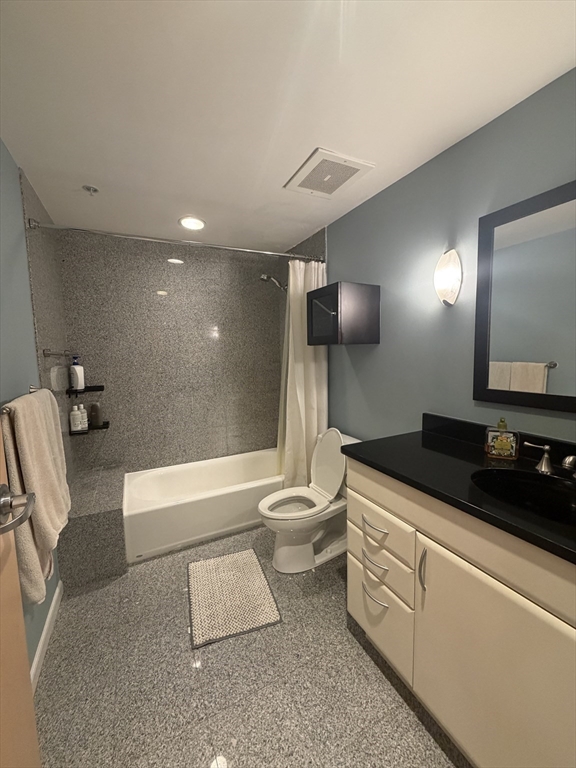 111 Beach Street, Unit 2E Boston, MA 02111 - Photo 13 of 15