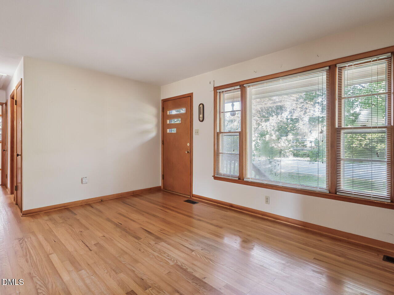 1059 South Hollybrook Road Wendell, NC 27591 - Photo 3 of 25 003-1280x960-living-room