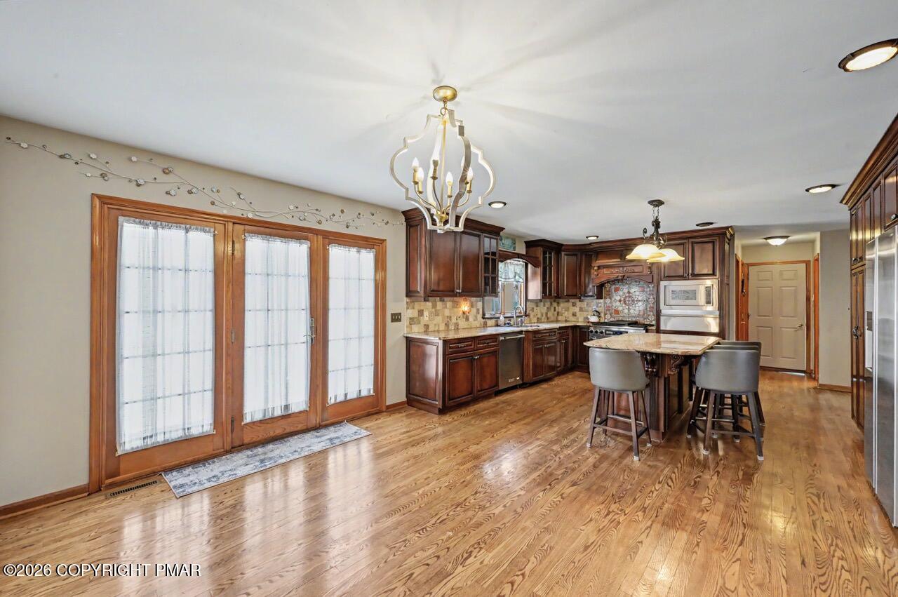2134 Fox Run Road Stroudsburg, PA 18360 - Photo 27 of 110 2134 Fox Run photo 26