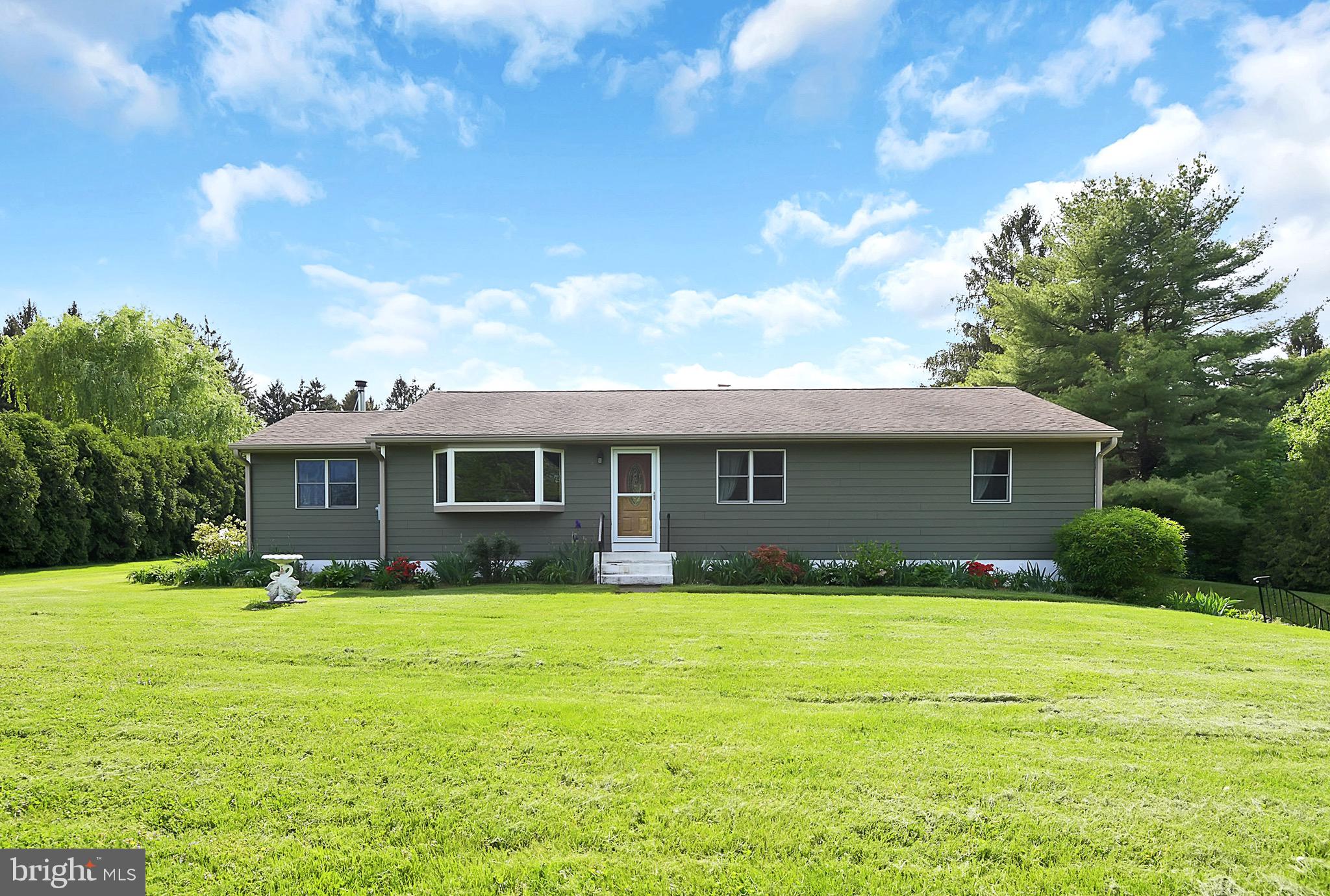 1433 Trenton Harbourton Road Pennington, NJ 08534 - Photo 2 of 36 Front