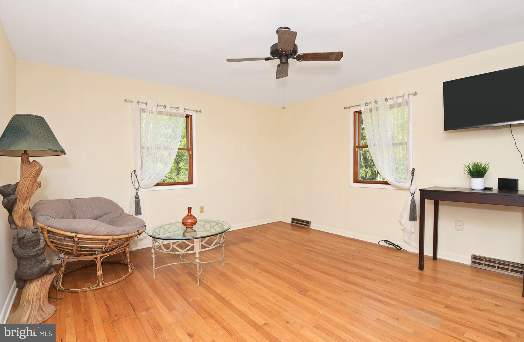 1433 Trenton Harbourton Road Pennington, NJ 08534 - Photo 17 of 36 2nd Bedroom