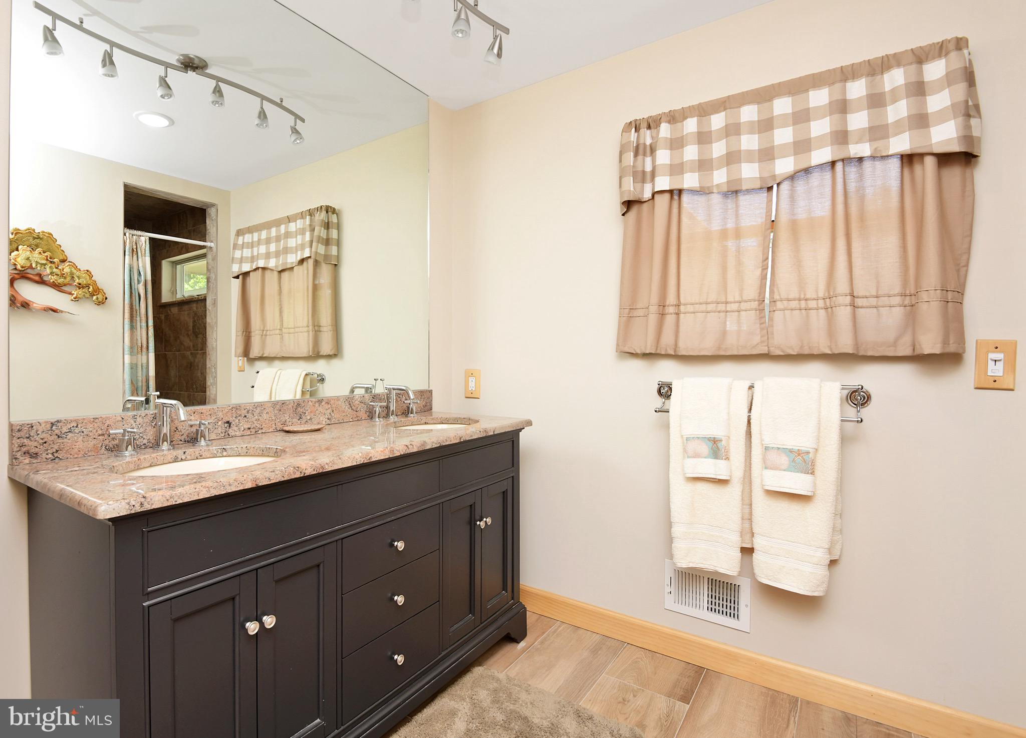 1433 Trenton Harbourton Road Pennington, NJ 08534 - Photo 21 of 36 Primary Bathroom