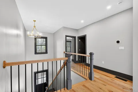 $810,000 | 12 Icehouse Drive, Saugerties, NY 12477