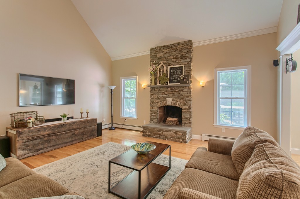 150 Brooks Station Road Princeton, MA 01541 - Photo 8 of 30 Gallery Image 8