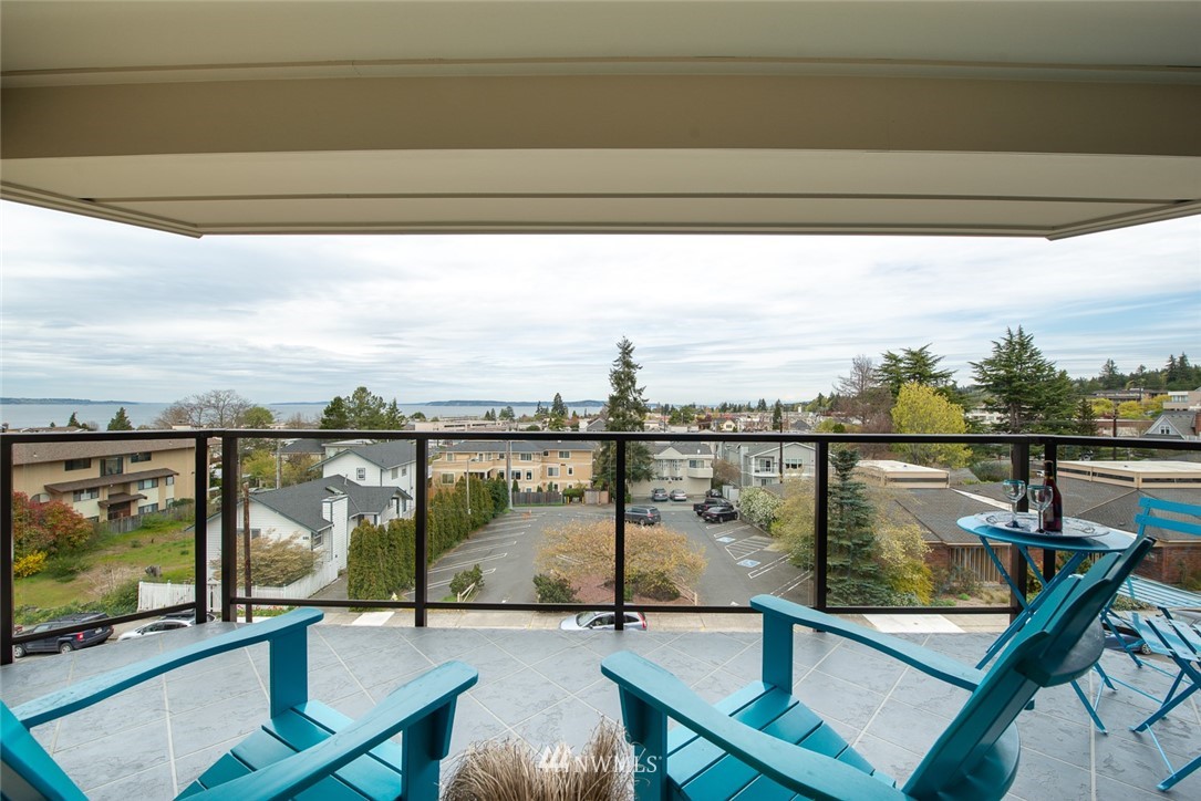 524 Maple Street, Unit 305 Edmonds, WA 98020 - Photo 22 of 25 Gallery Image 22