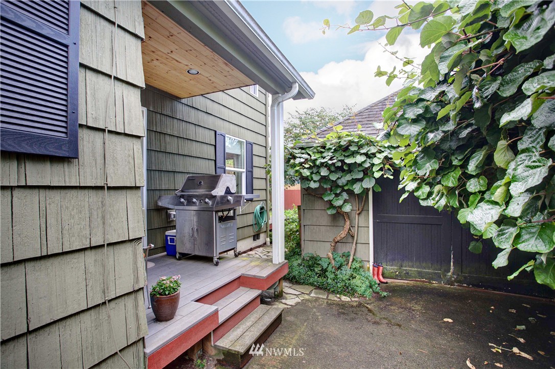 1012 Thompson Street Sumner, WA 98390 - Photo 22 of 25 Gallery Image 22