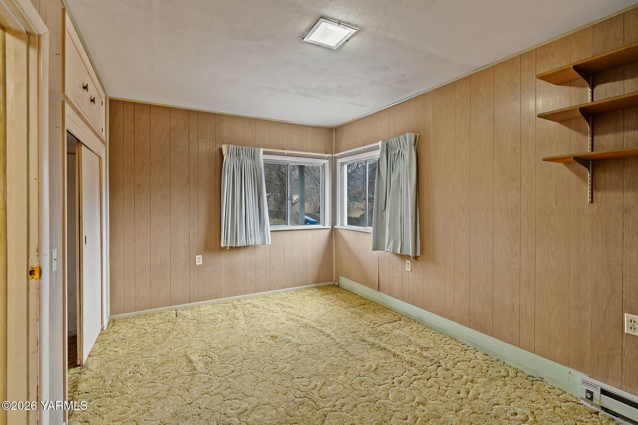 301 Sinclair Avenue Naches, WA 98937 - Photo 11 of 23 301 Sinclair Ave-13