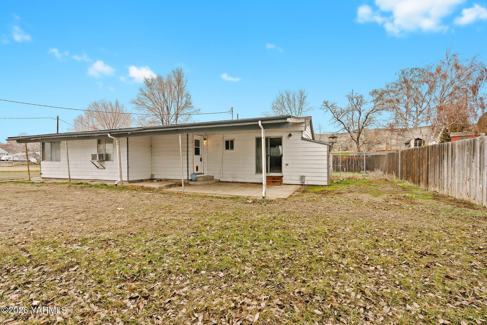 301 Sinclair Avenue Naches, WA 98937 - Photo 21 of 23 301 Sinclair Ave-23