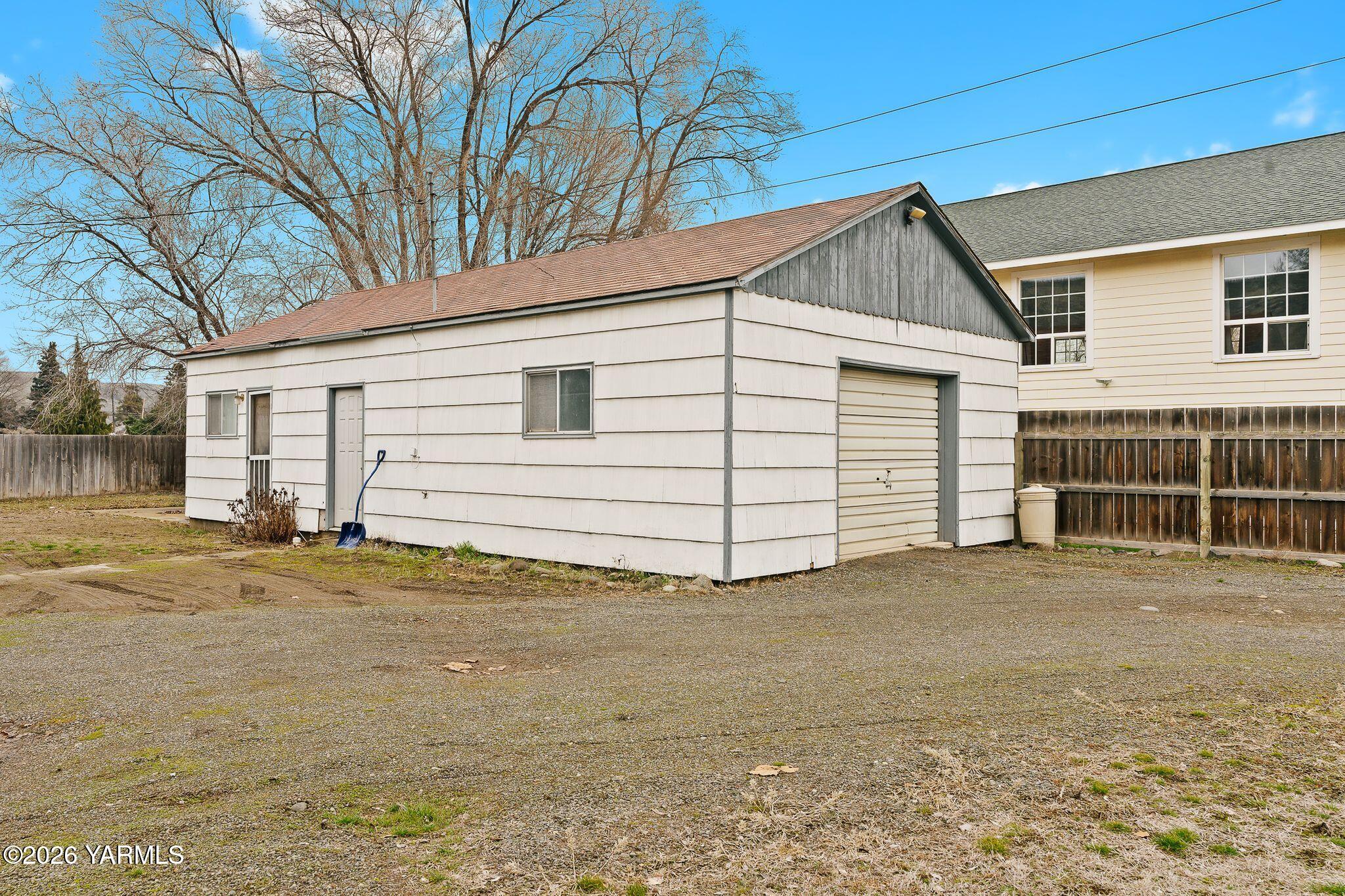 301 Sinclair Avenue Naches, WA 98937 - Photo 22 of 23 301 Sinclair Ave-25