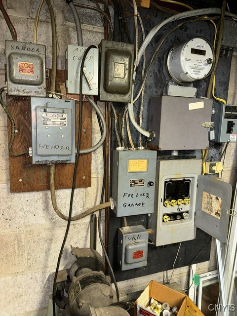 116 Prior Drive Camillus, NY 13031 - Photo 20 of 24