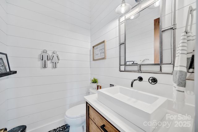 $1,850,000 | 23 Windy Ridge, Fairview, NC 28730