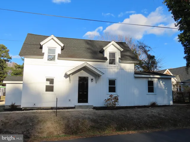 $375,000 | 25555 Front Street, Milton, DE 19968