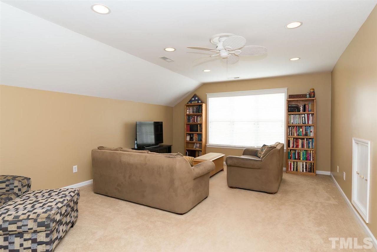 10508 Chandler Way Raleigh, NC 27614 - Photo 19 of 25 Gallery Image 19