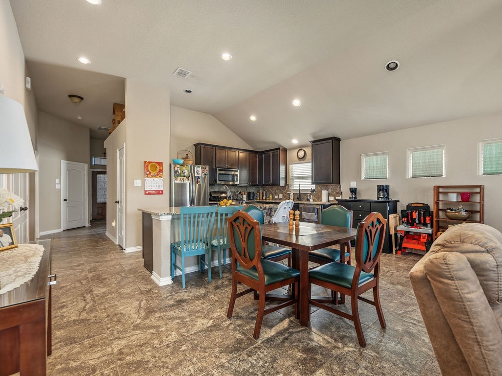 15810 Cardinal Point Selma, TX 78154 - Photo 15 of 21