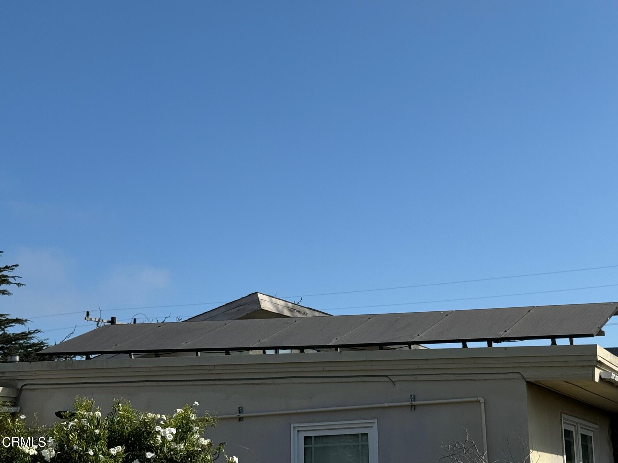284 East Collins Street Oxnard, CA 93036 - Photo 11 of 18 a view of a sky