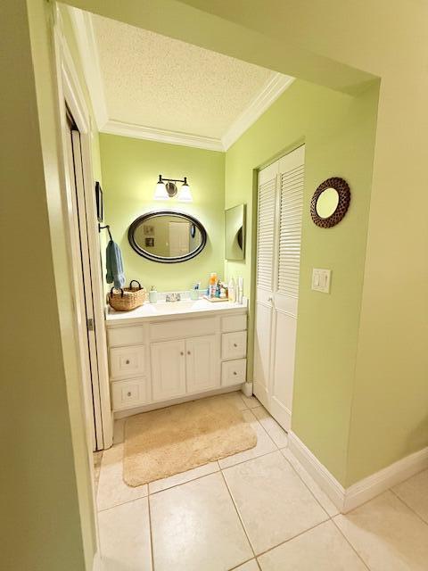3581 Inverrary Drive, Unit 103 Lauderhill, FL 33319 - Photo 14 of 31 MASTER VANITY