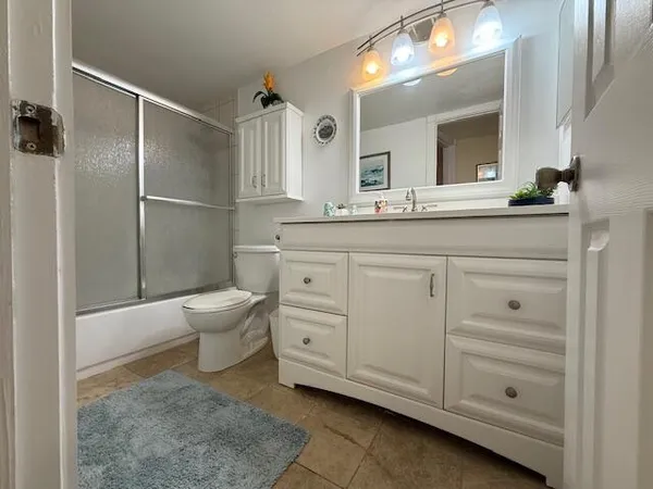 $115,000 | 3581 Inverrary Drive, Unit 103, Lauderhill, FL 33319
