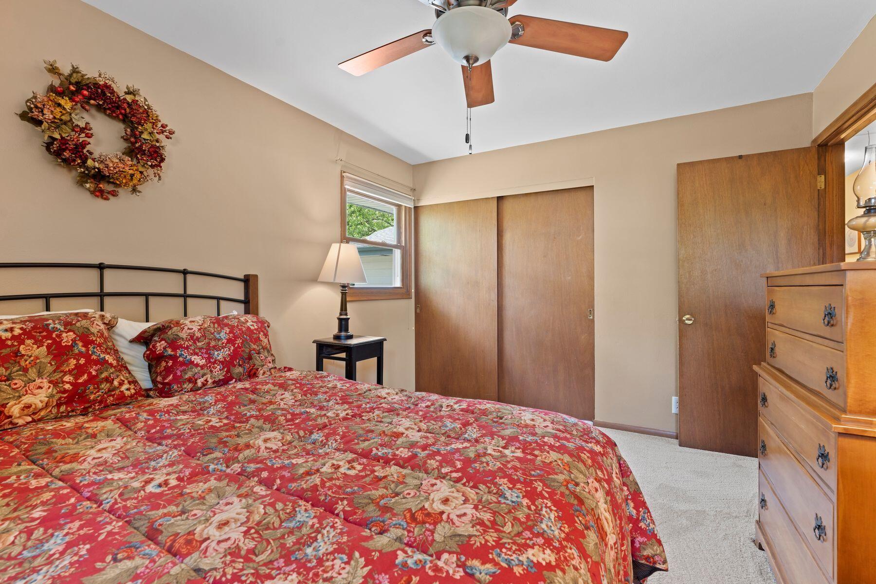 4204 South 93rd Street Greenfield, WI 53228 - Photo 18 of 28 Second Bedroom