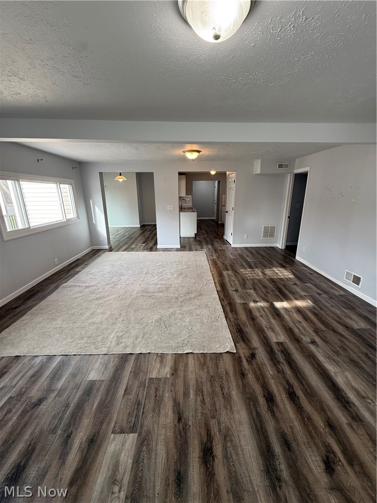 264 Park Road Painesville, OH 44077 - Photo 6 of 34