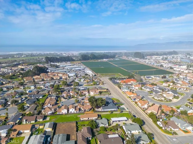 $725,000 | 1306 Avenida Pelicanos, Oceano, CA 93445