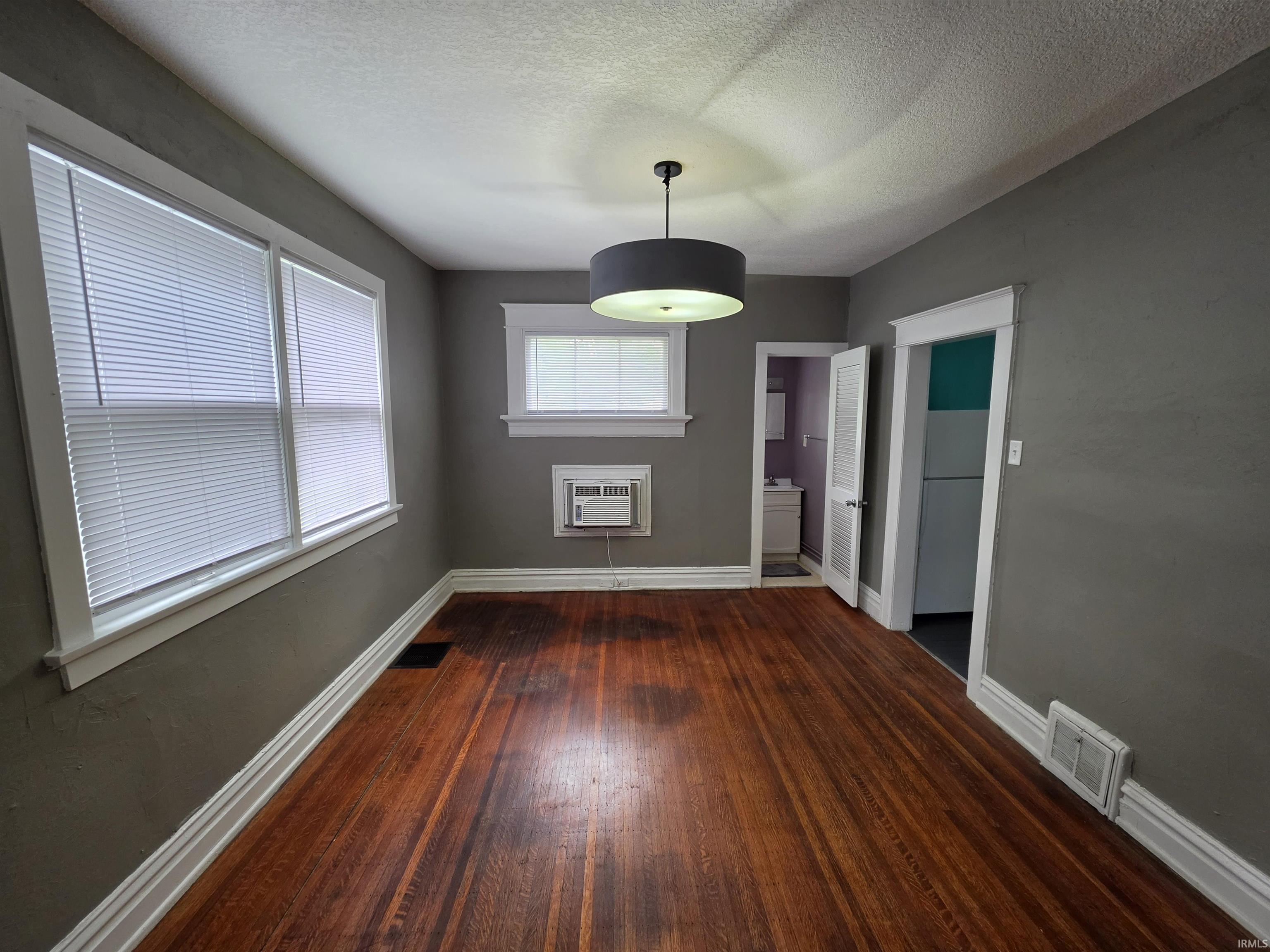 3722 South Harrison Street Fort Wayne, IN 46807 - Photo 5 of 34