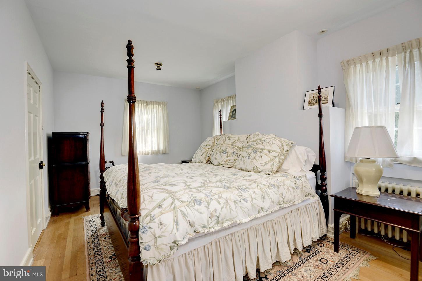 9414 Highway 193 Great Falls, VA 22066 - Photo 19 of 35