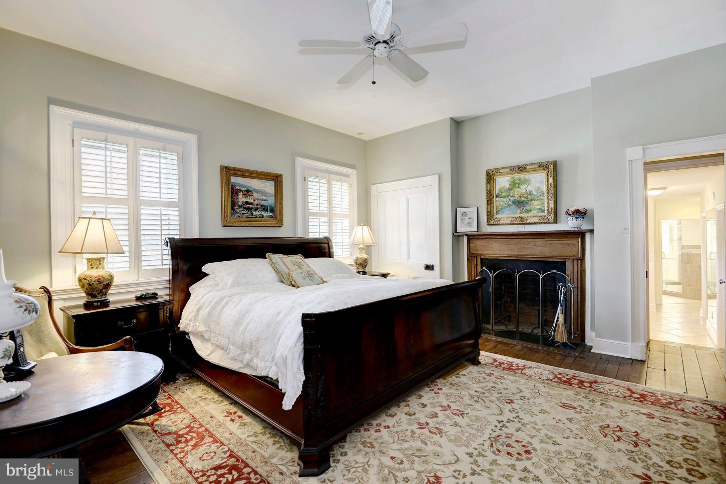 9414 Highway 193 Great Falls, VA 22066 - Photo 24 of 35