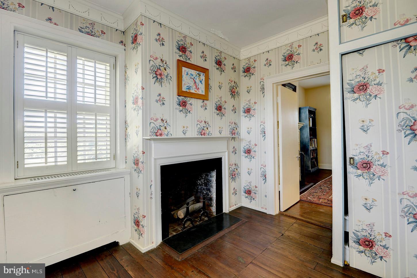 9414 Highway 193 Great Falls, VA 22066 - Photo 29 of 35