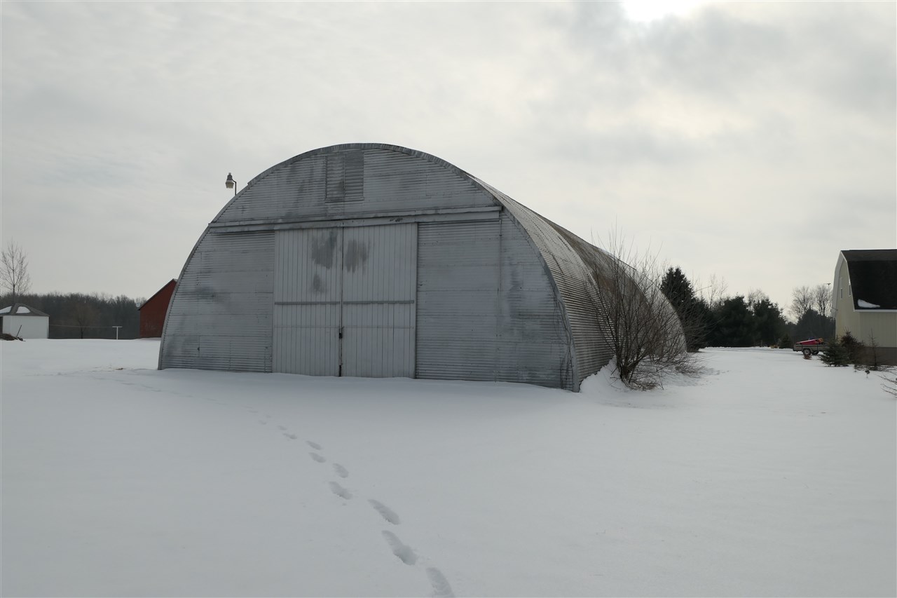 6627 North Rich Road Alma, MI 48801 - Photo 39 of 42 1883264-38.JPG
