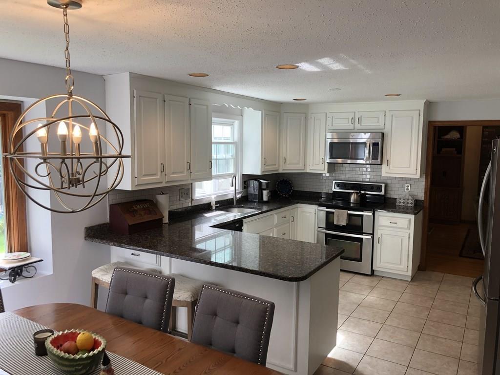 3 Worcester Road Norfolk, MA 02056 - Photo 3 of 19 Gallery Image 3