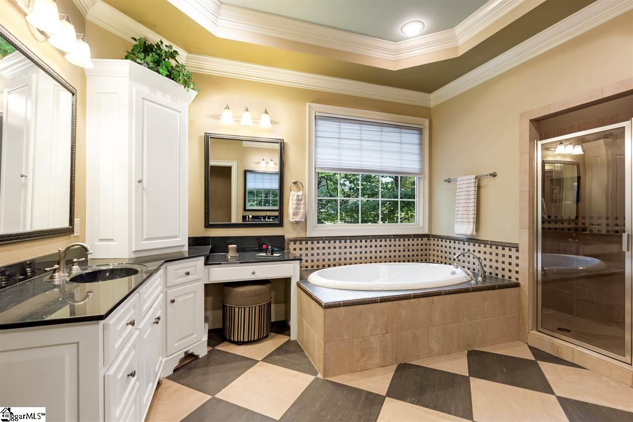 124 Legends Way Simpsonville, SC 29681 - Photo 28 of 36 Gallery Image 28
