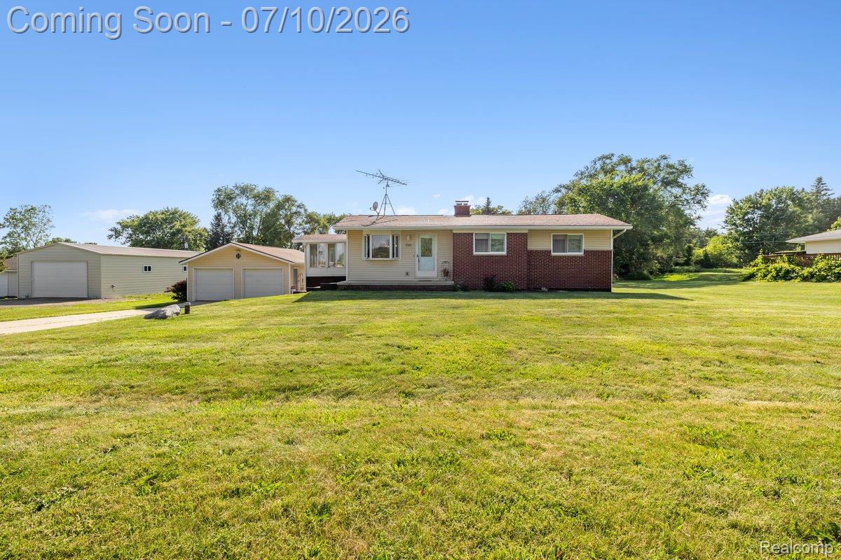 3381 North Fleming Road Fowlerville, MI 48836 - Photo 16 of 29 3381 N. Fleming R6ii-6 (2).jpg