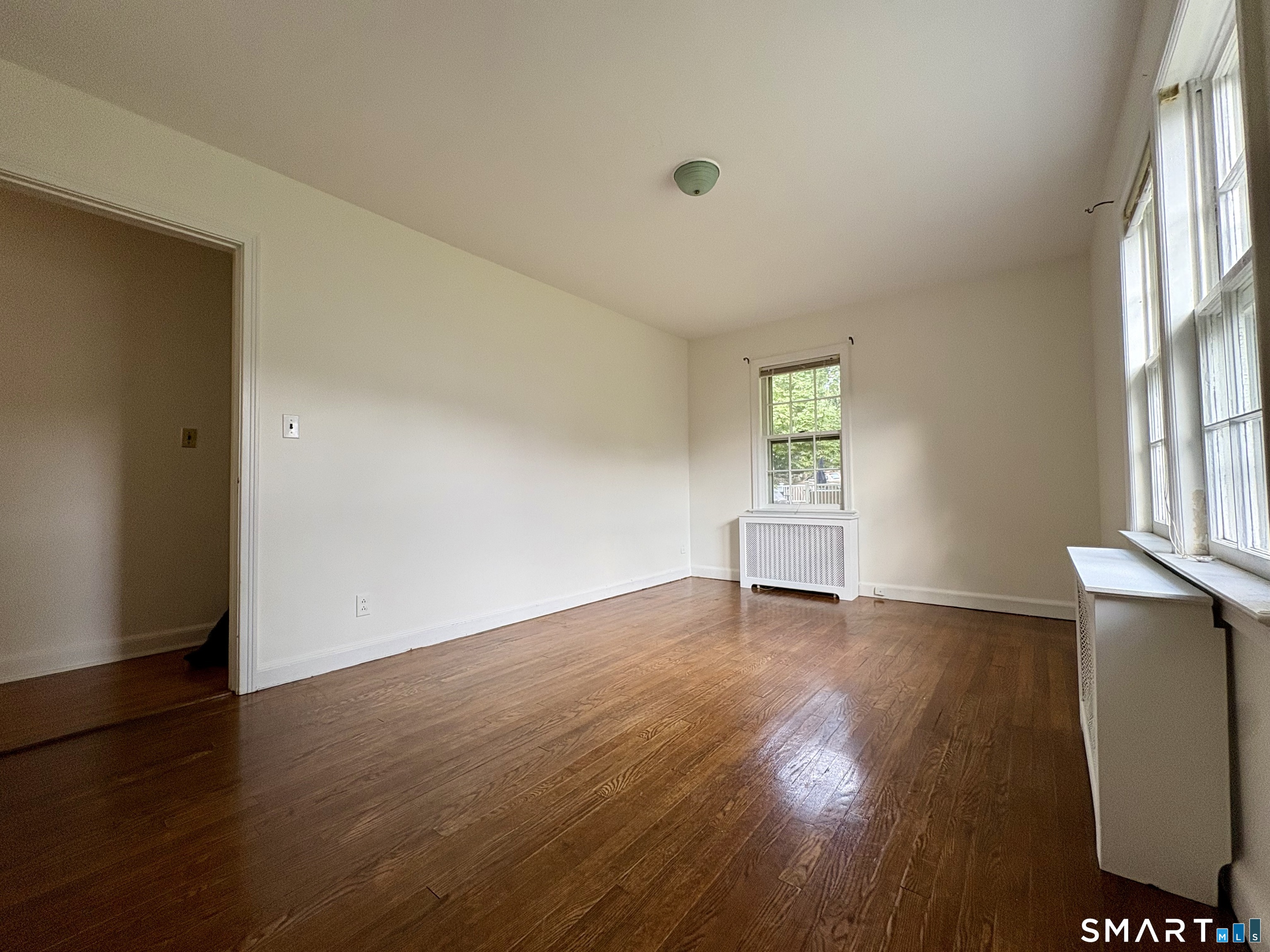 2727 Boston Post Road Darien, CT 06820 - Photo 8 of 11 Gallery Image 8