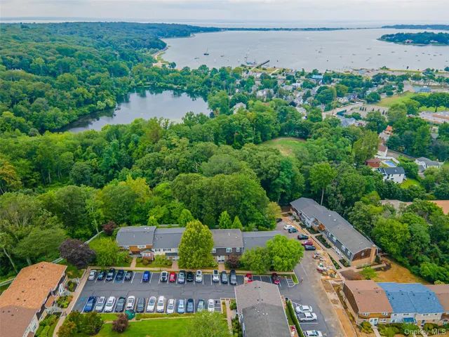 $399,000 | 10 Harbour Lane, Unit 5A, Oyster Bay, NY 11771