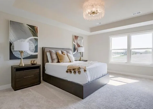 $703,292 | 9300 Zarda Drive, Lenexa, KS 66227