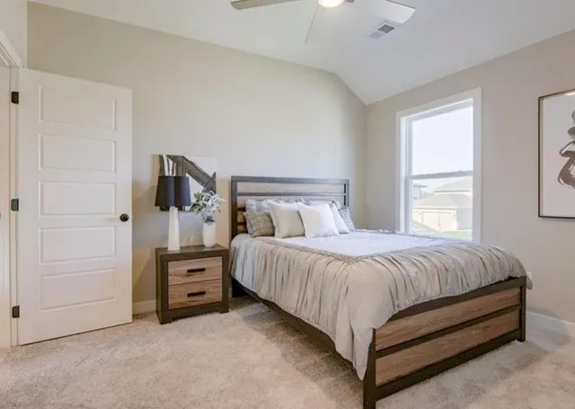 $703,292 | 9300 Zarda Drive, Lenexa, KS 66227