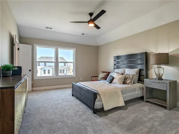 $695,950 | 9300 Zarda Drive, Lenexa, KS 66227