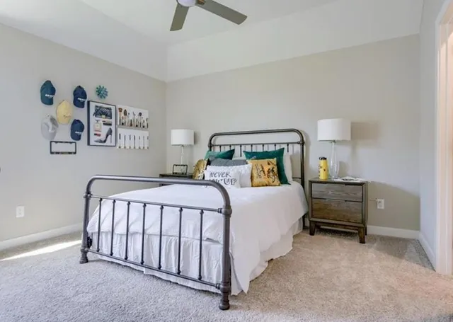 $703,292 | 9300 Zarda Drive, Lenexa, KS 66227