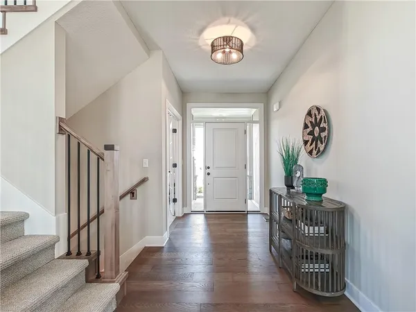 $695,950 | 9300 Zarda Drive, Lenexa, KS 66227