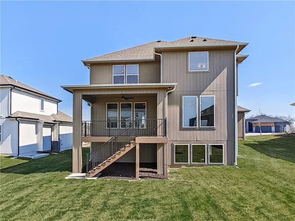 $695,950 | 9300 Zarda Drive, Lenexa, KS 66227