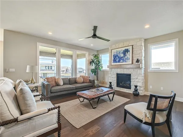$695,950 | 9300 Zarda Drive, Lenexa, KS 66227