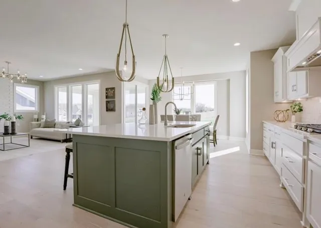 $703,292 | 9300 Zarda Drive, Lenexa, KS 66227