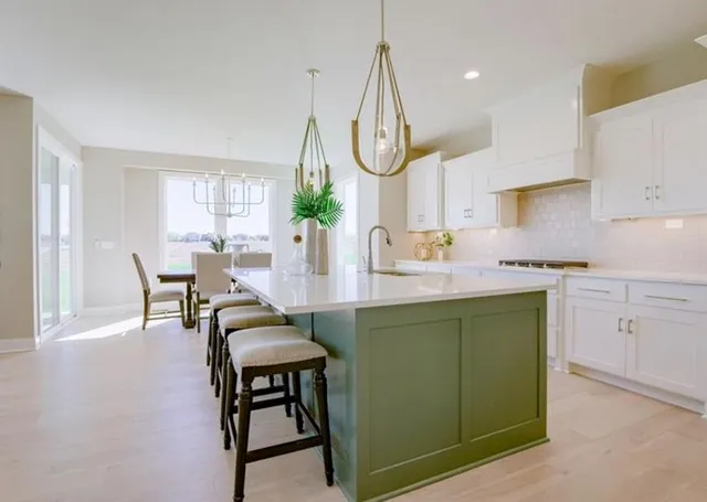 $703,292 | 9300 Zarda Drive, Lenexa, KS 66227