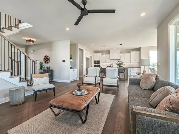 $695,950 | 9300 Zarda Drive, Lenexa, KS 66227