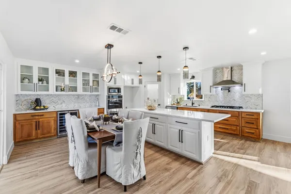 $750,000 | 2325 Sierra Avenue, Clovis, CA 93611