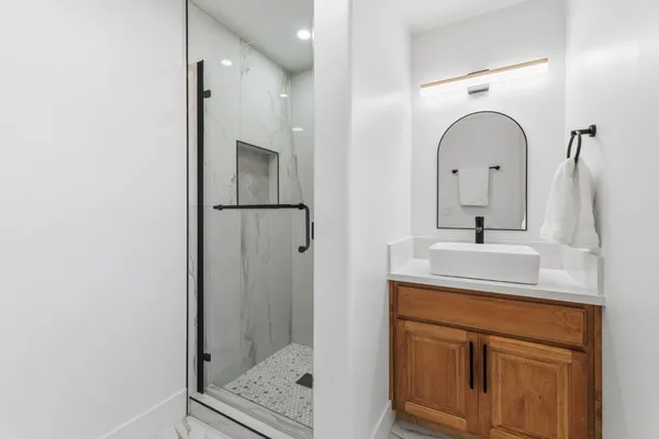 $750,000 | 2325 Sierra Avenue, Clovis, CA 93611